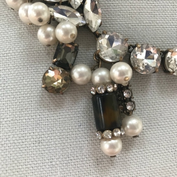 Ann Taylor Asymmetrical Gem Statement Necklace - Picture 5 of 8